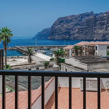 Amazing Atlantic And Breathtaking Mountains Views * אקנטילדו דה לוס גיגנטס