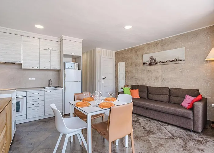 Amazing Atlantic&breathtaking Mountains Views Acantilado de los Gigantes